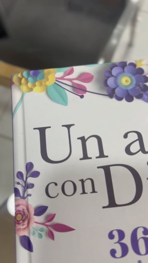 Un año con Dios 365 proverbios para la mujer | Devocional