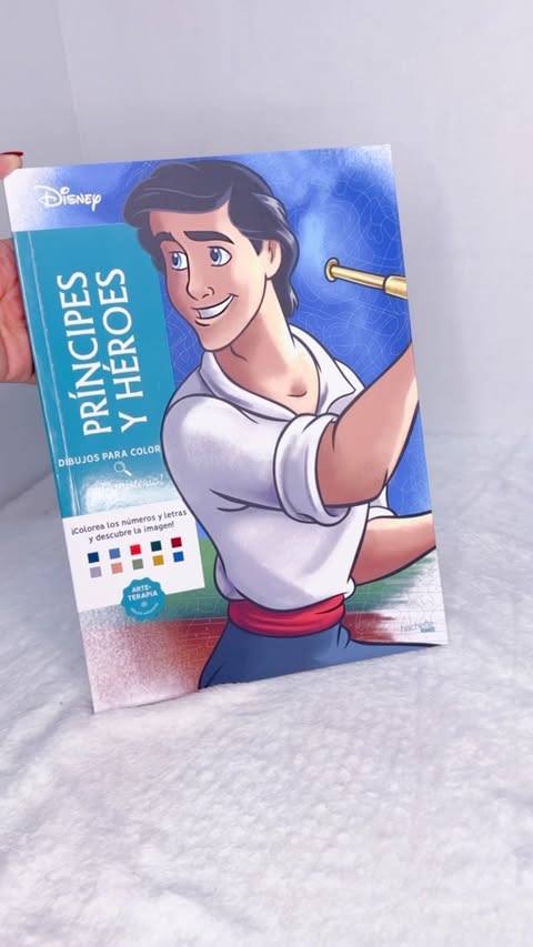 Libro de colorear Disney principes y heroes  español/ España