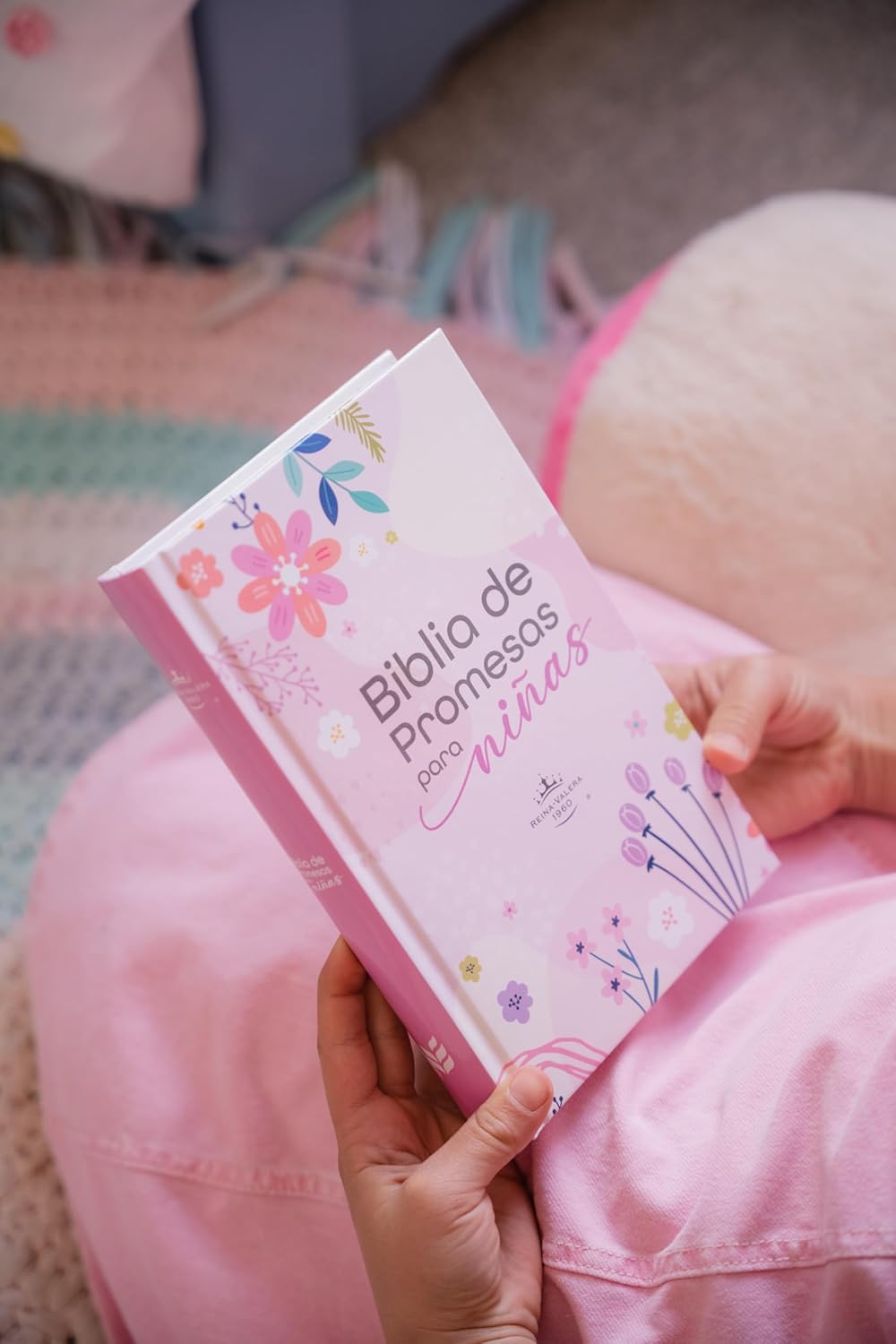 Biblia de Promesas para Niñas  Ilustrada Tapa Dura