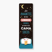 Portada del libro MARCAPAGINAS: LOS AMANTES DE LOS LIBROS NUNCA SE VAN A LA CAMA SOLOS - Compralo en ByAnaCeci.com