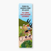 Portada del libro MARCAPAGINAS: TODO EL MUNDO CREE EN ALGO. YO CREO QUE SEGUIRE LEYENDO. - Compralo en ByAnaCeci.com