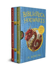 Portada del libro BIBLIOTECA HOGWARTS (ANIMALES FANTÁSTICOS Y DÓNDE ENCONTRARLOS  EL QUIDDITCH A TRAVÉS DE LOS TIEMPOS  LOS CUENTOS DE BEEDLE EL BARDO) - Compralo en ByAnaCeci.com