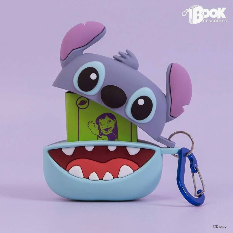 Protector | estuche + mini libro | Stitch | Llavero - Ingles | Disney