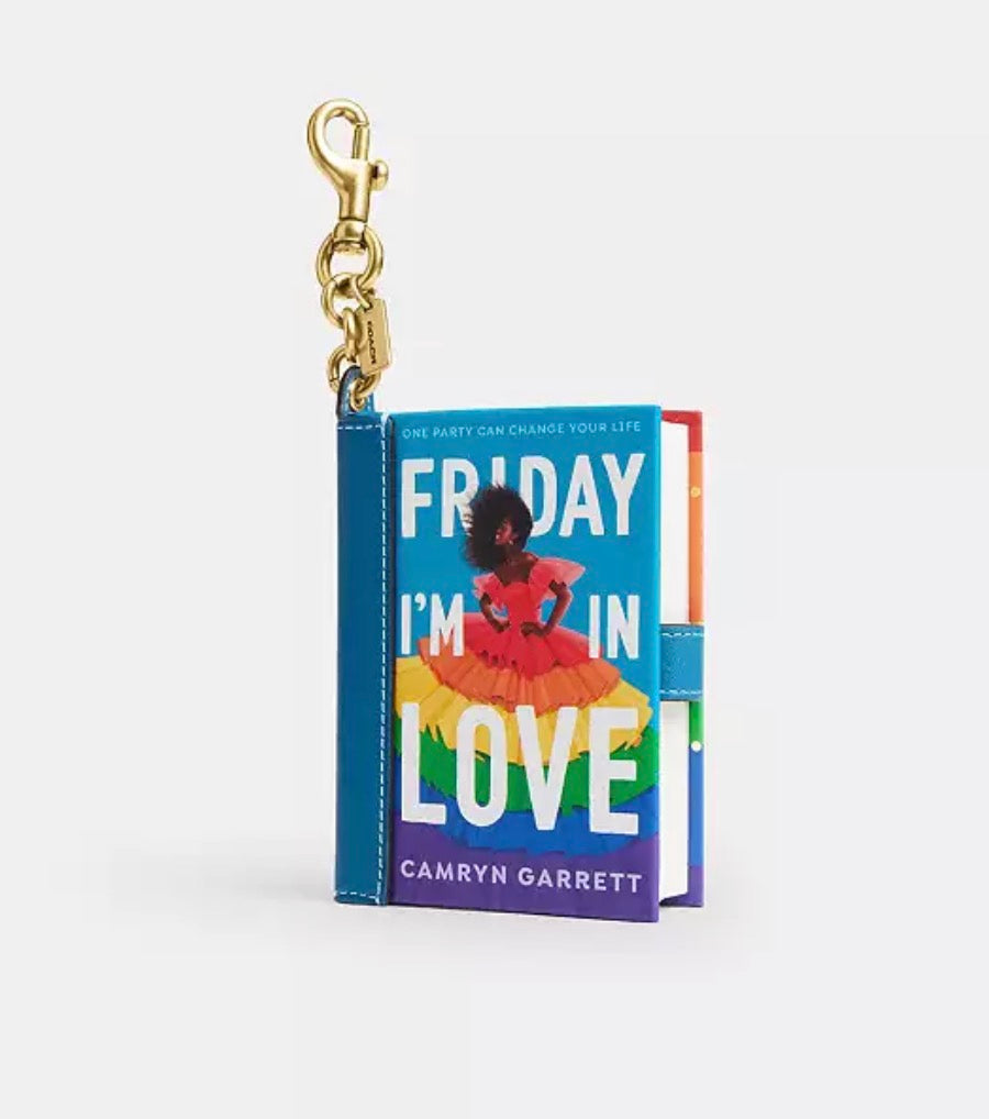 Friday I’m in love - Llavero libro - COACH
