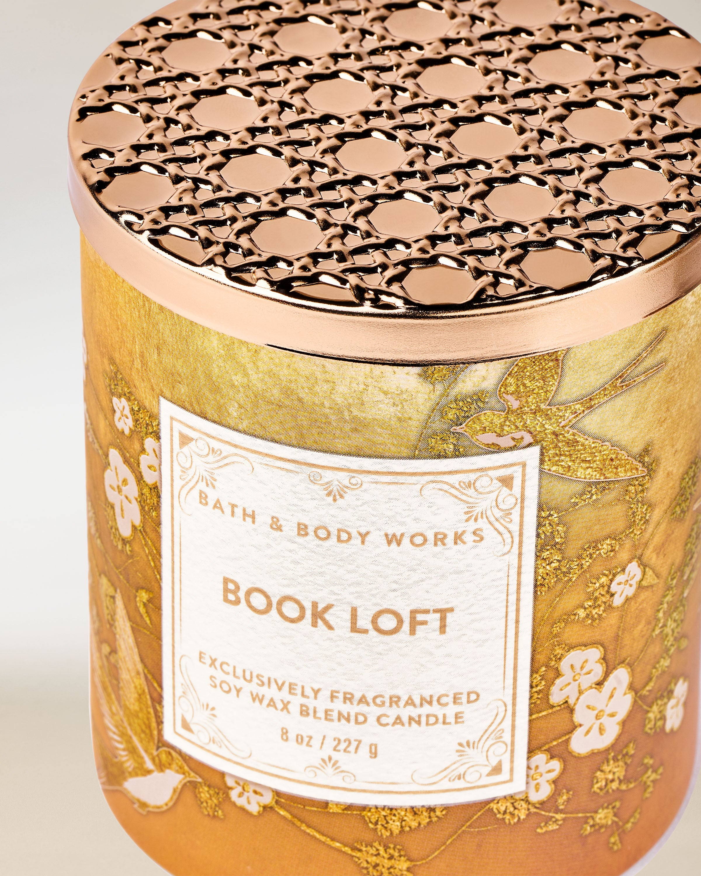 Book Loft  | Vela | Bath and Body Works | Bath and Body Works